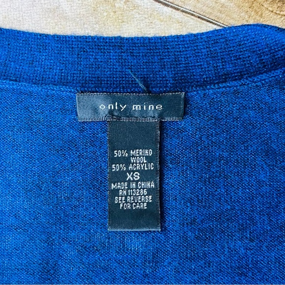 Only Mine Size XS Blue Womens Sweater - Picture 7 of 7